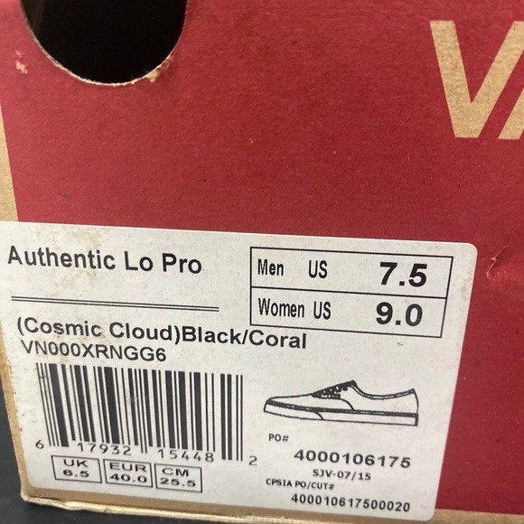 vans - Picture 3 of 6